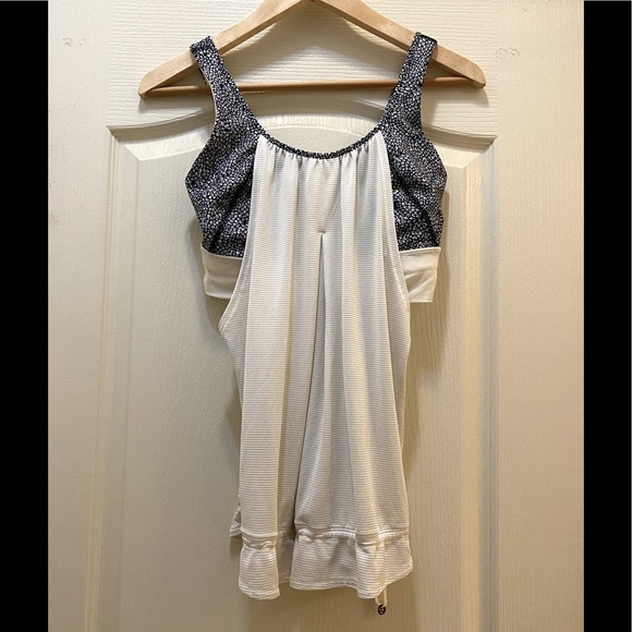 Lululemon Shirt - Picture 1 of 2